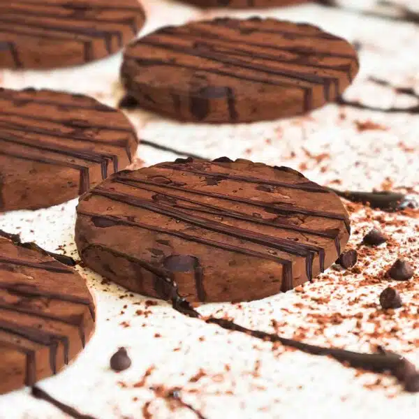 Cookie Fit de Cacau com Chocolate Belga 40g - Low Carb, com Whey, Sem Açúcar / Glúten / Lactose - Image 4